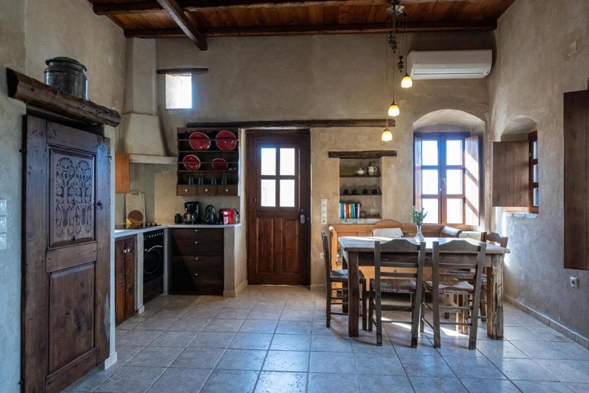 Tzokeika Traditional Settlement Riglia Kamer foto